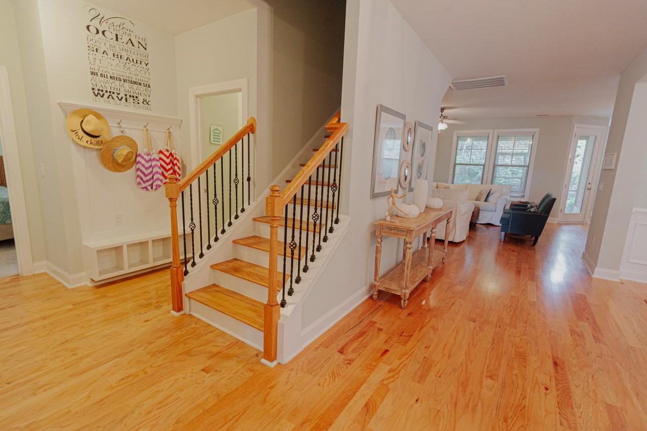 2402 Via Palma Dr - Photo 4 of 30