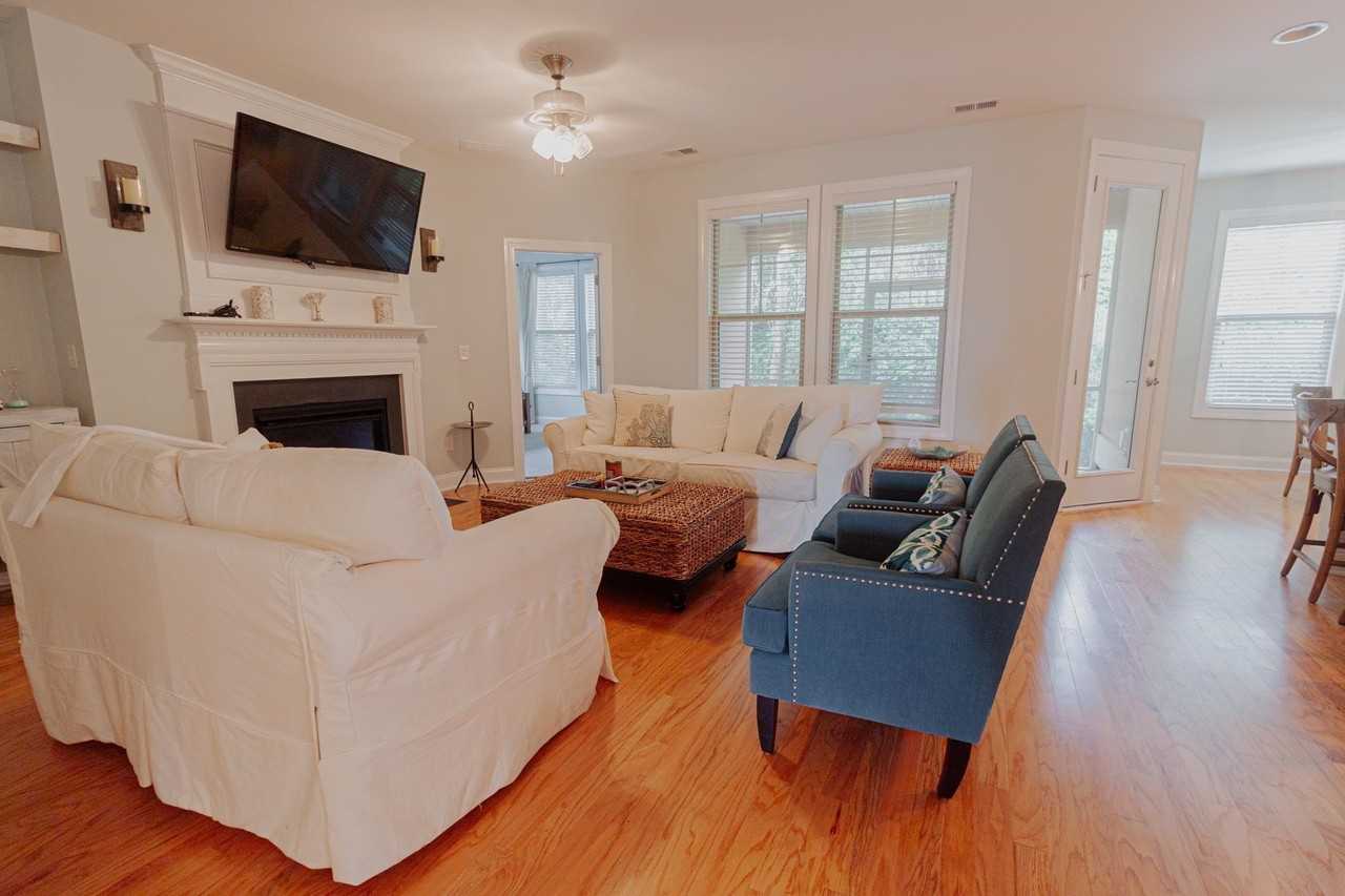 2402 Via Palma Dr - Photo 6 of 30