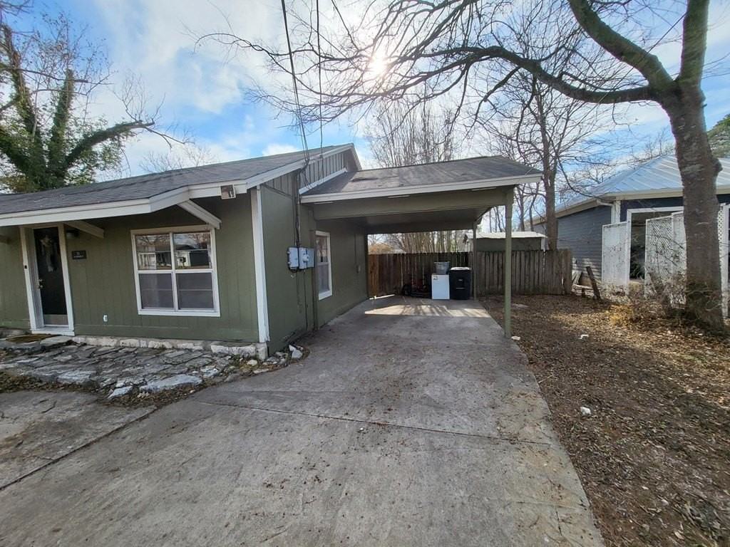 311 W Burbank St - Photo 2 of 11