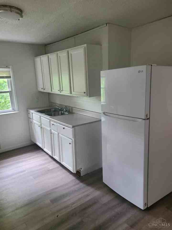 1729 Pulte St - Photo 4 of 10
