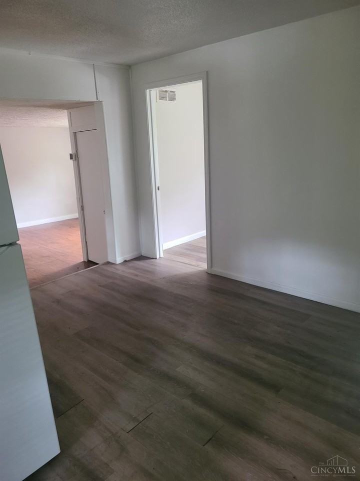 1729 Pulte St - Photo 5 of 10