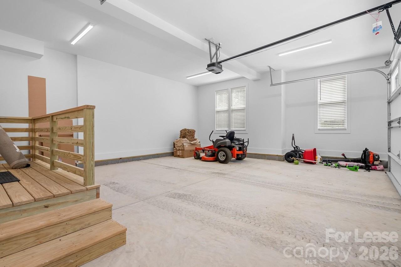 4137 Blair Rd - Photo 6 of 34