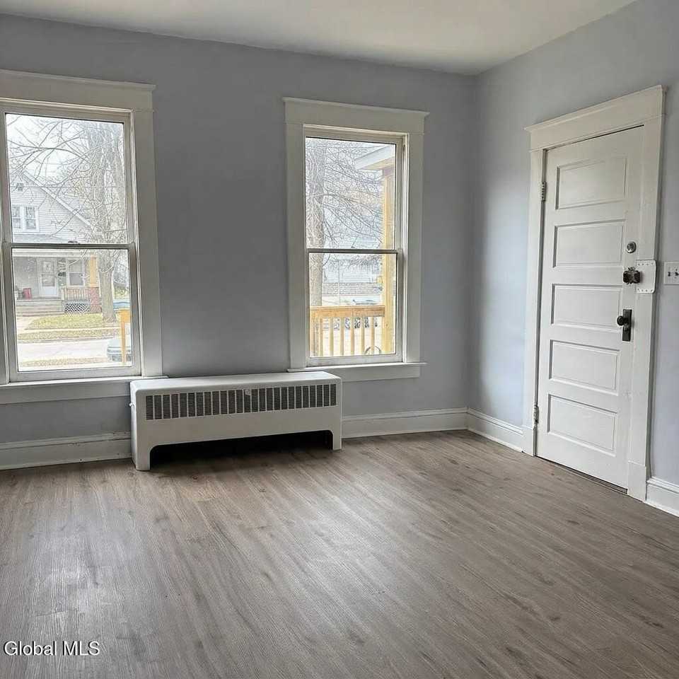60 Main Ave #1F - Photo 2 of 6