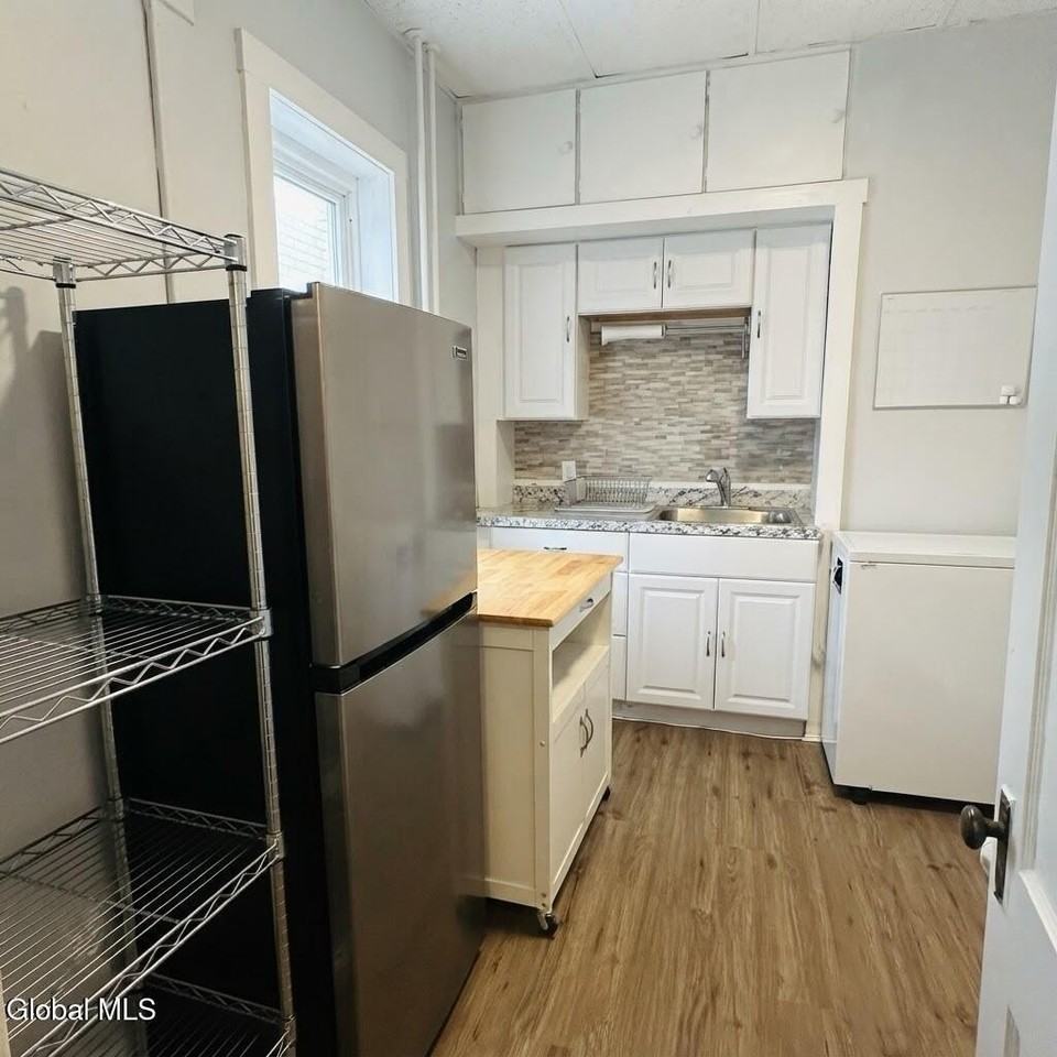 60 Main Ave #1F - Photo 5 of 6