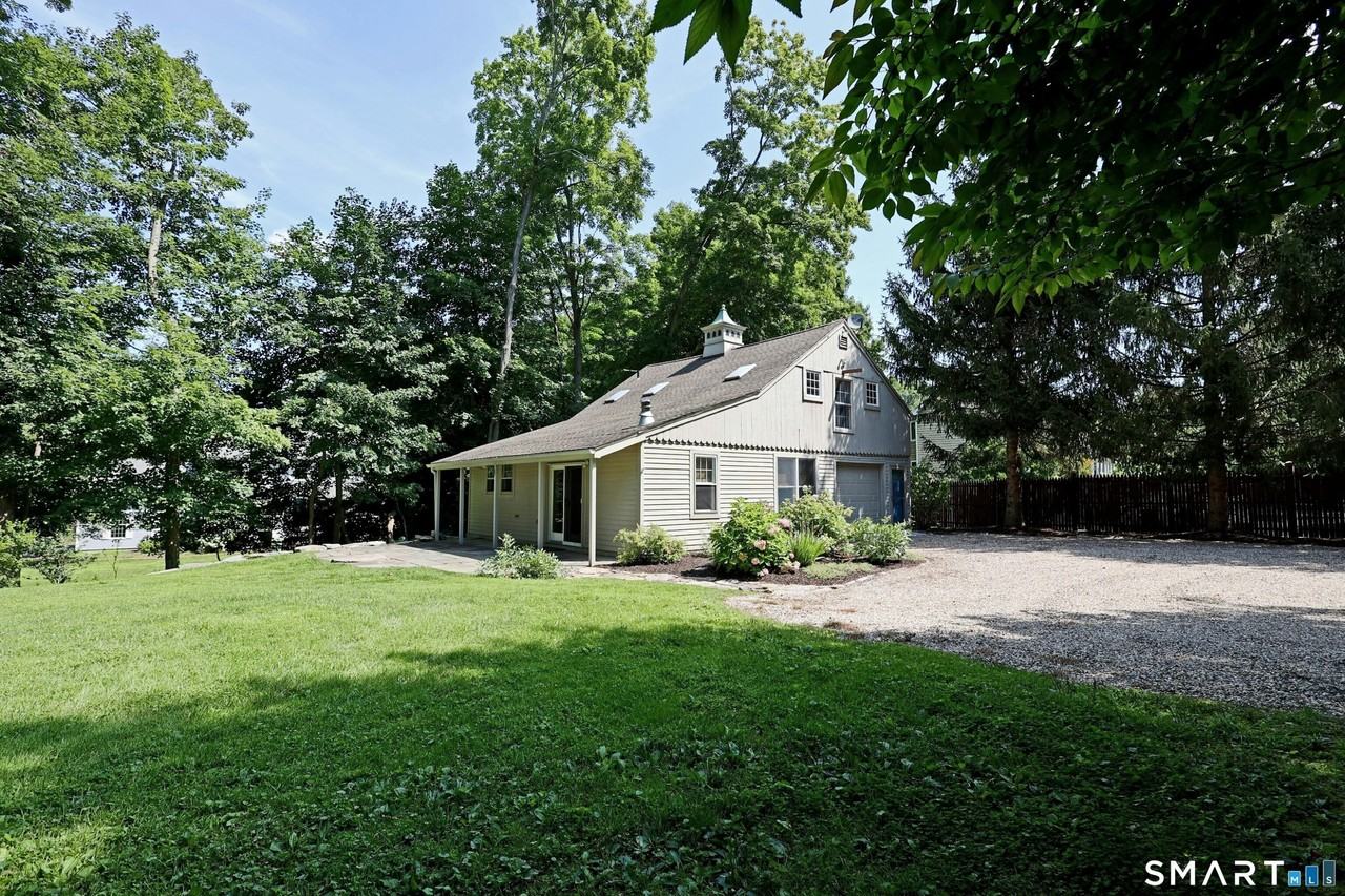 15A Maple Shade Rd - Photo 5 of 35
