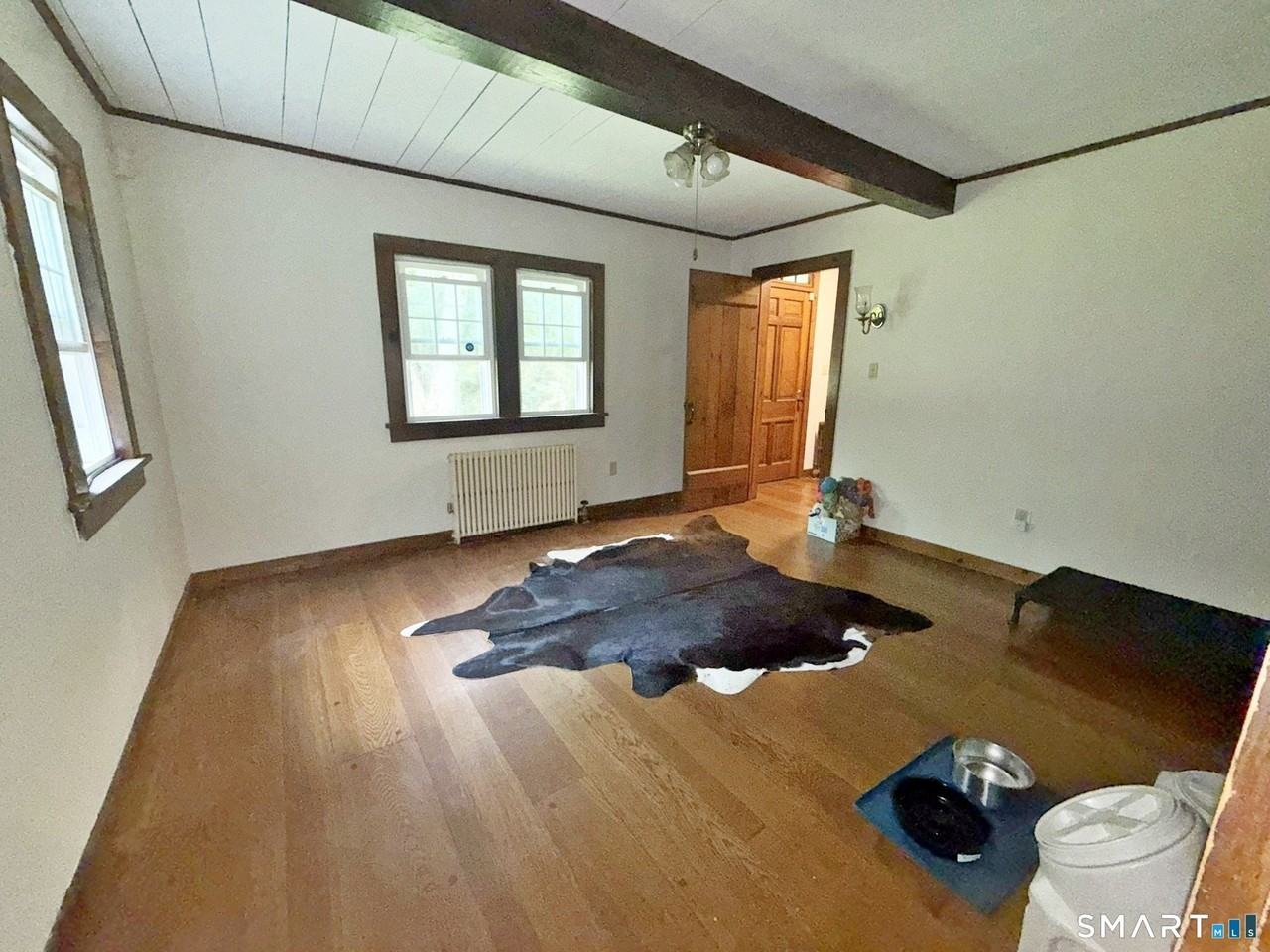 495 Isinglass Rd - Photo 7 of 15
