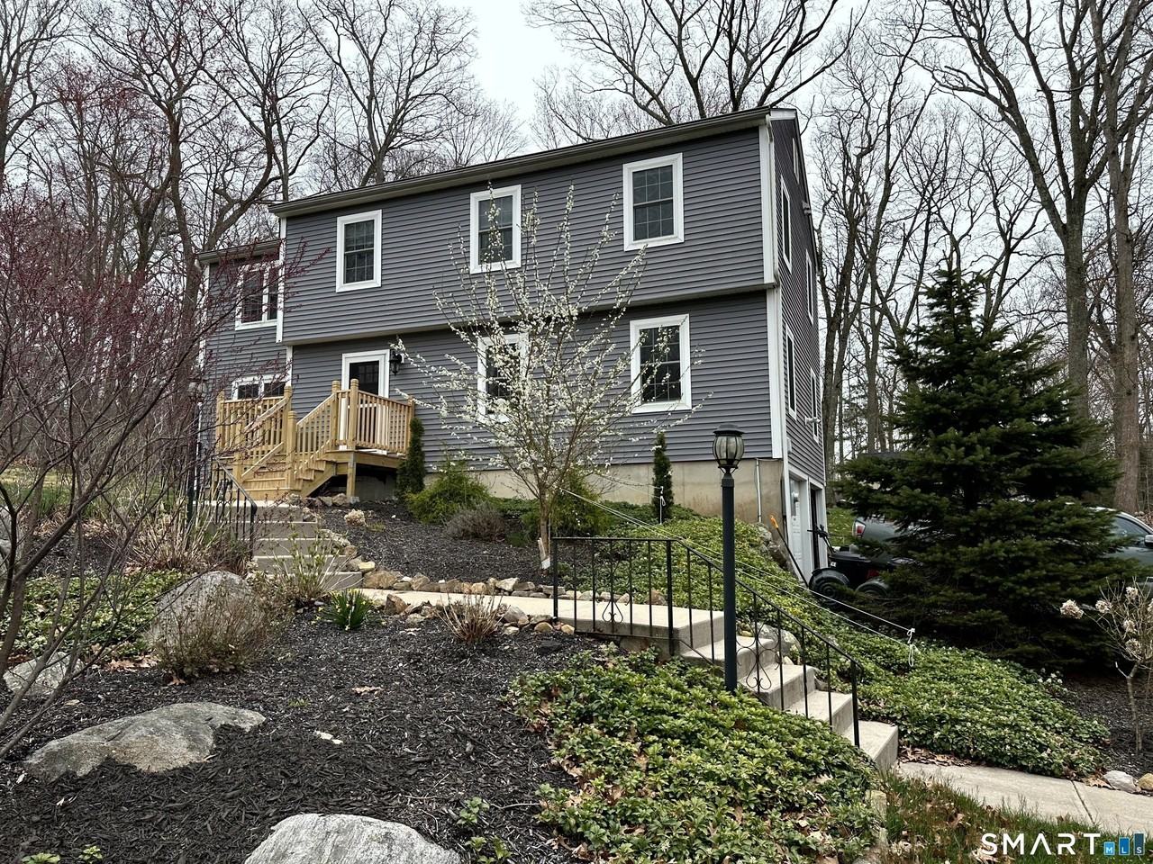 6 Beaver Dam Trl - Photo 2 of 24