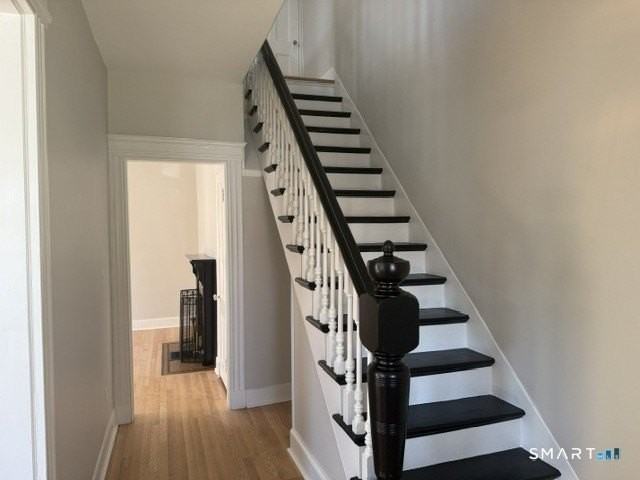 86 Cottage Ave - Photo 2 of 24