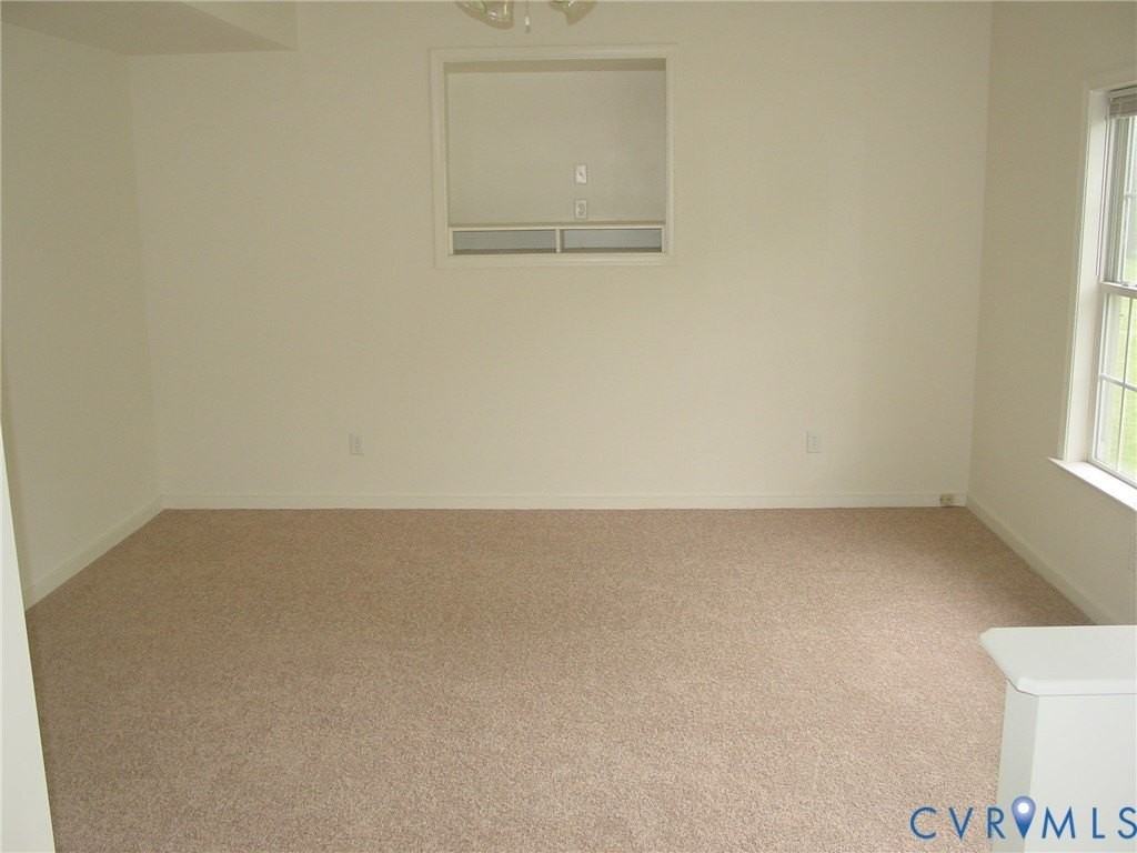 712 Francis Rd - Photo 6 of 7