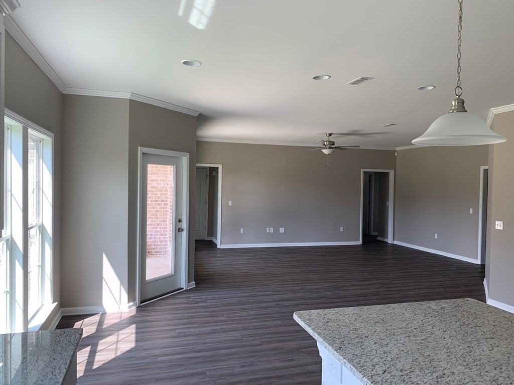 536 Ridgeland Rd - Photo 4 of 9
