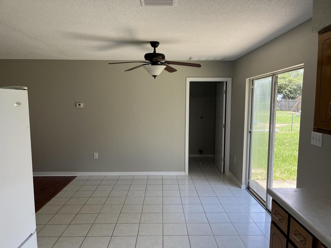 114 Oak Terrace Dr - Photo 6 of 12