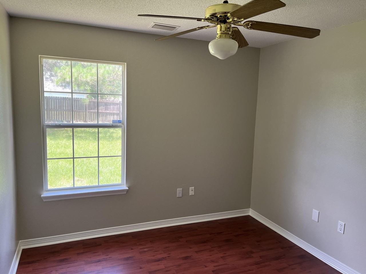 114 Oak Terrace Dr - Photo 7 of 12