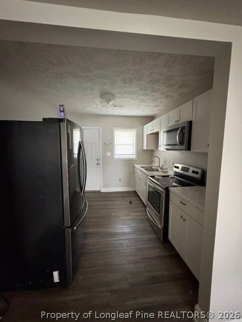 3243 Chandler St - Photo 2 of 9