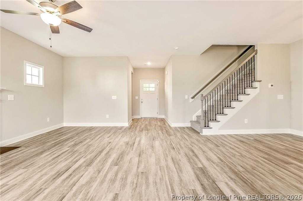 1922 Bluffside Dr - Photo 4 of 29