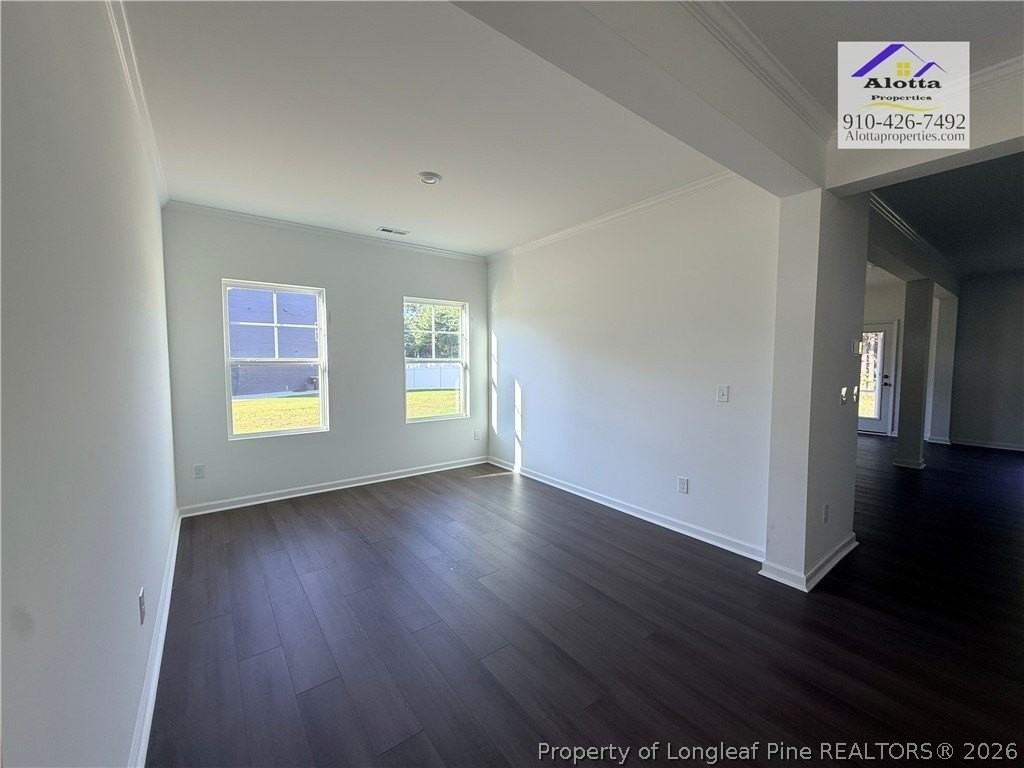 156 Hanover Dr - Photo 4 of 27