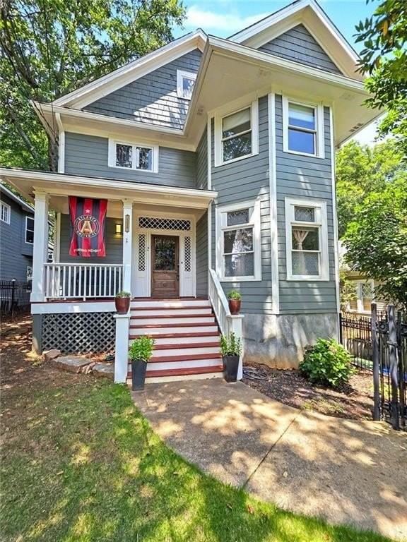 324 Brooks Ave Ne - Photo 3 of 37