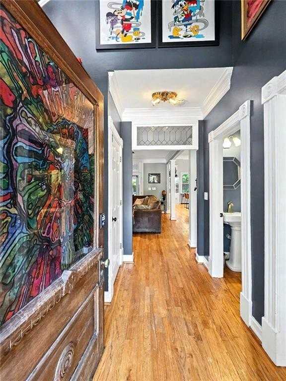 324 Brooks Ave Ne - Photo 5 of 37