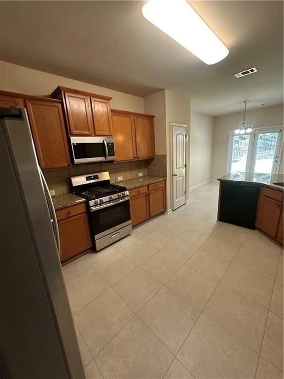 571 Collingsworth Ln - Photo 3 of 19
