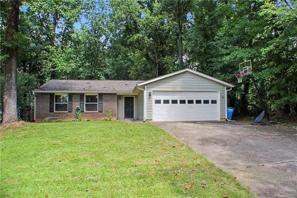 4189 Hopkins Lake Dr - Photo 2 of 32