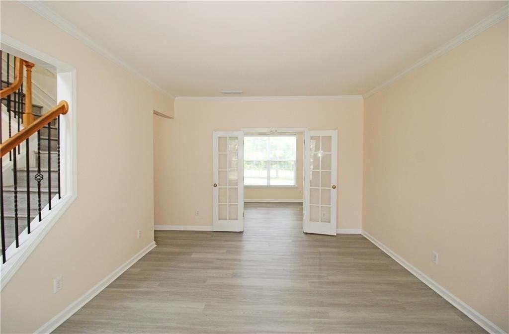 8155 Cavendish Pl - Photo 7 of 39