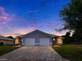 featured image of 8527 Agate St