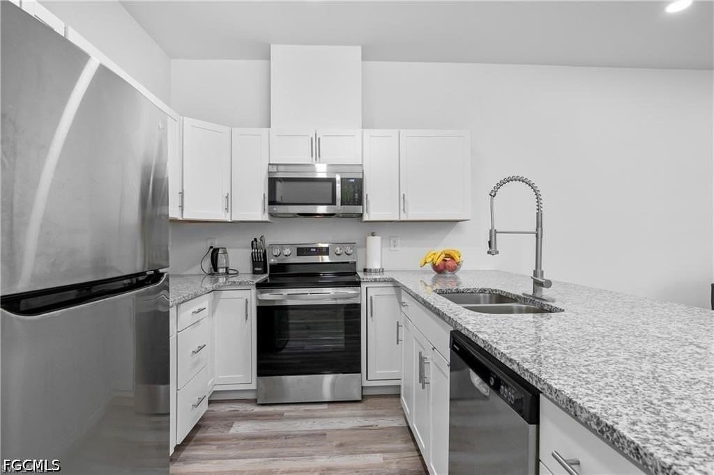 4717 25th St Sw - Photo 4 of 17