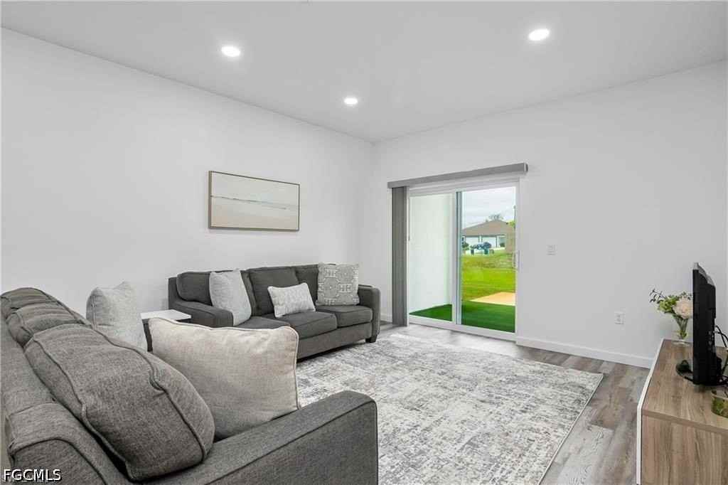 4717 25th St Sw - Photo 7 of 17