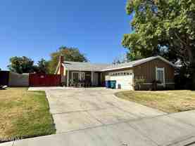 724 E Avenue J4 - Photo 1 of 1