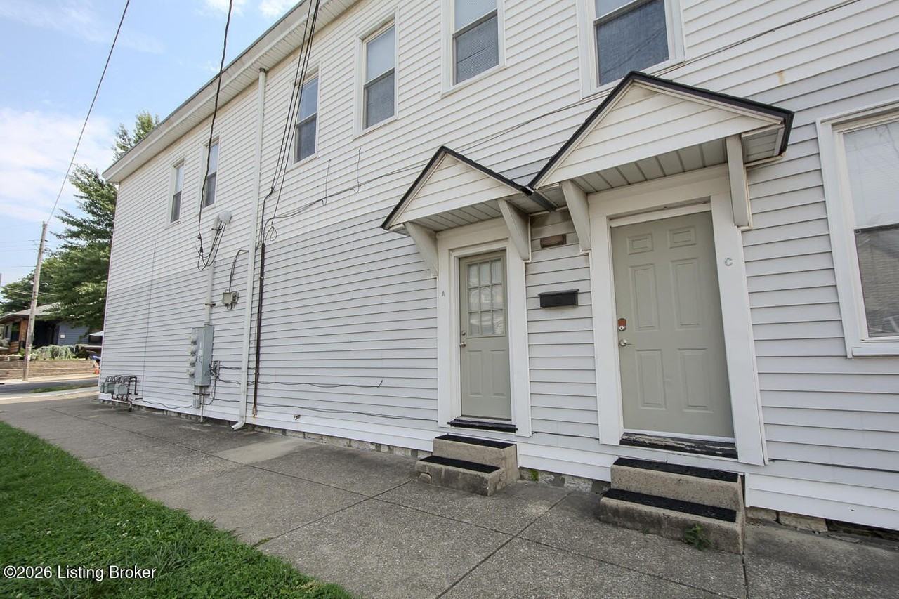 1000 E Caldwell St #3 - Photo 4 of 30