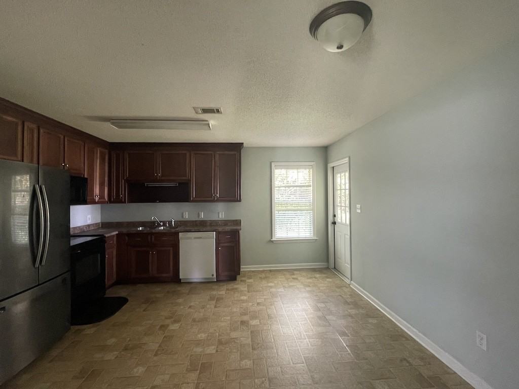 1424 San Bernardino Way #1 - Photo 2 of 9