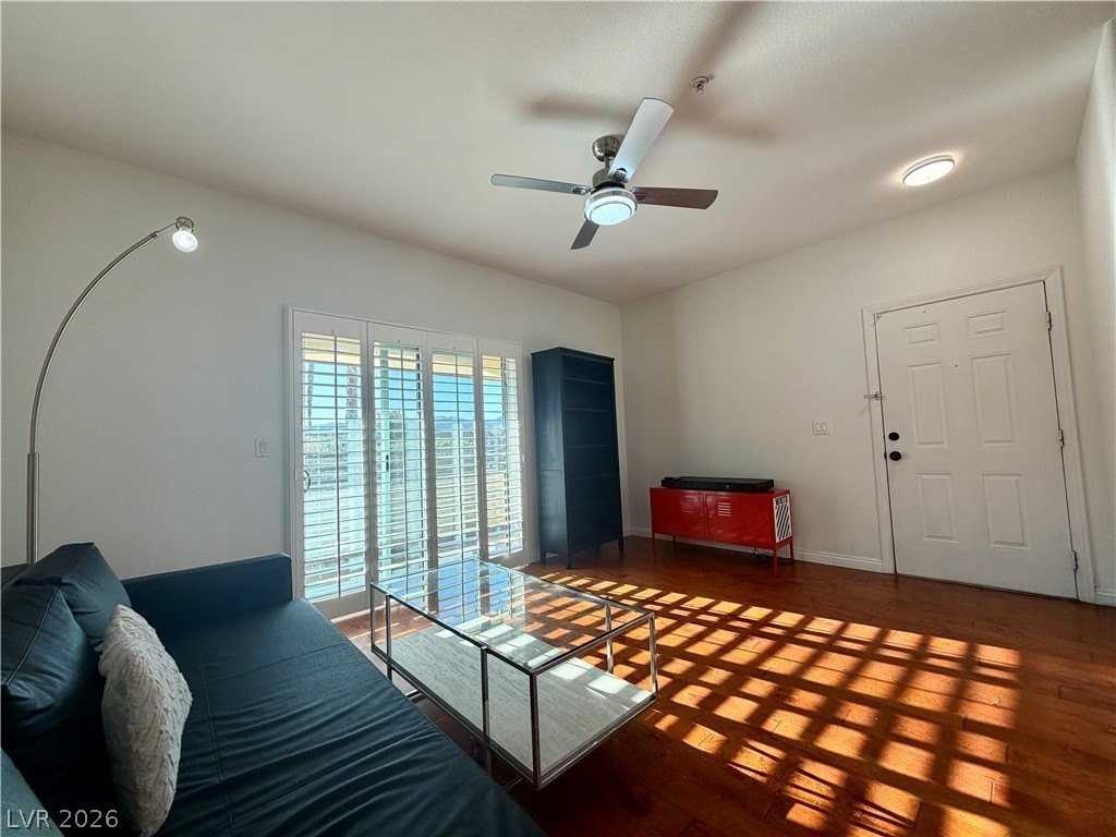 2291 W Horizon Ridge Pkwy #1101 - Photo 3 of 20