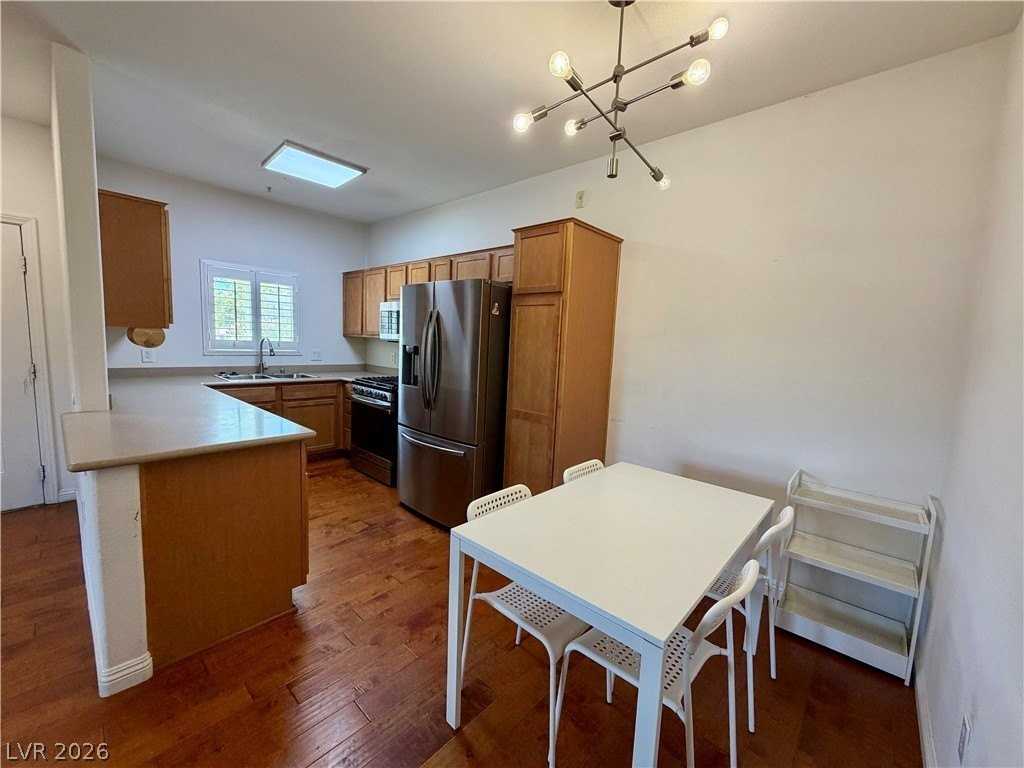 2291 W Horizon Ridge Pkwy #1101 - Photo 4 of 20