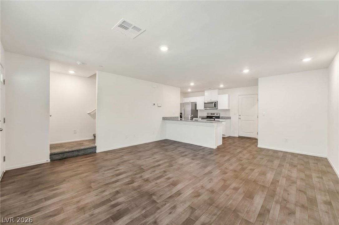 1127 Ruby Sparrow St - Photo 5 of 23