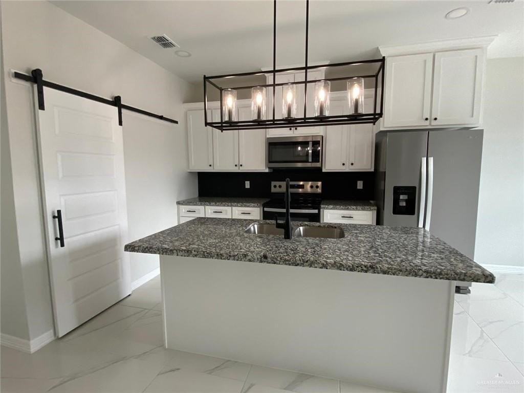 5517 N Crown Pt - Photo 4 of 13