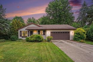 917 Ottawa Ave - Photo 1 of 1