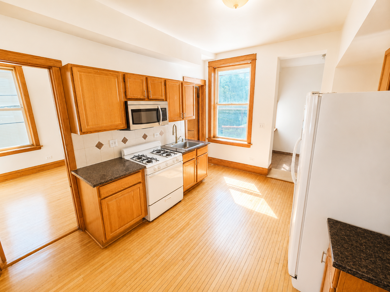 1946 N Kimball Ave #2 - Photo 3 of 8