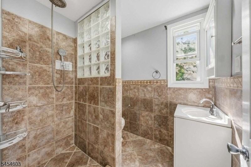 17 Boyden Pkwy #1 - Photo 6 of 21