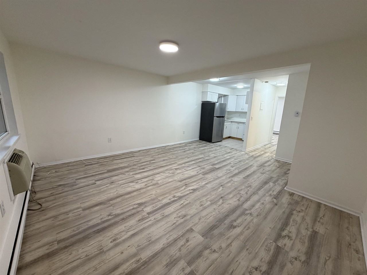 81 70th St #1 - Photo 3 of 16