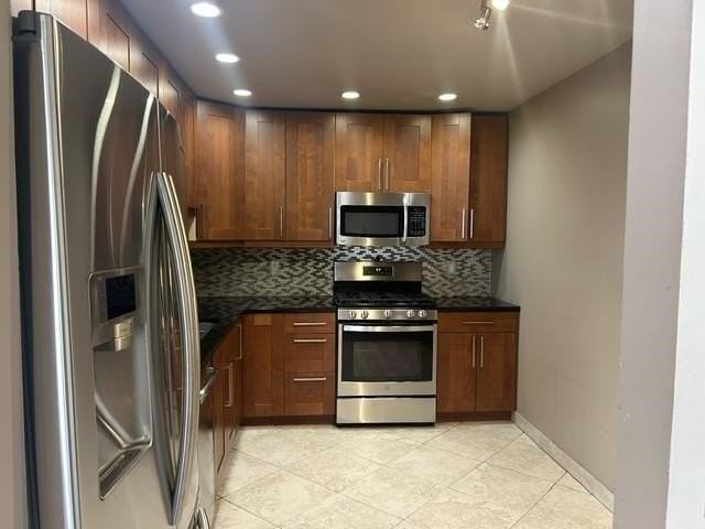 19 Alder St - Photo 2 of 14