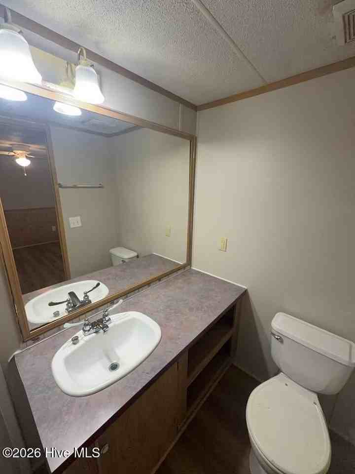 115 Crosslake Ln - Photo 5 of 9