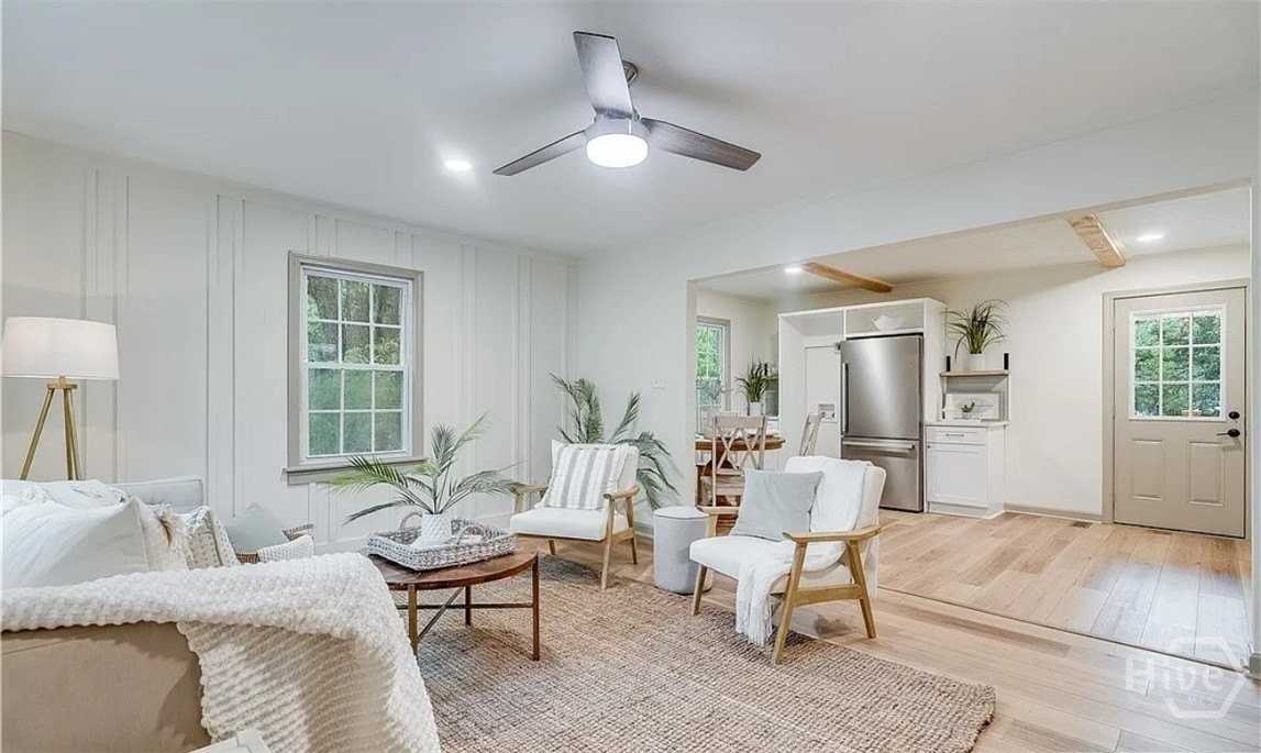 2152 Mississippi Ave - Photo 5 of 22