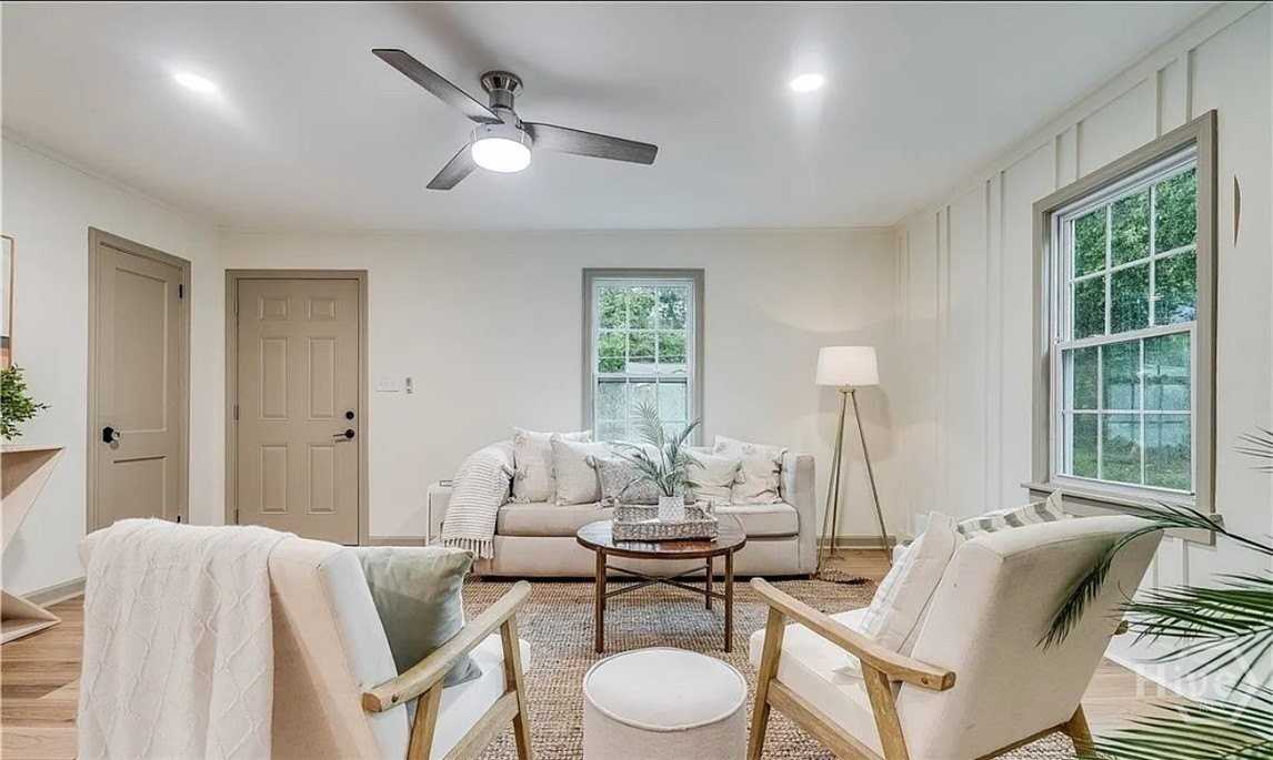 2152 Mississippi Ave - Photo 6 of 22