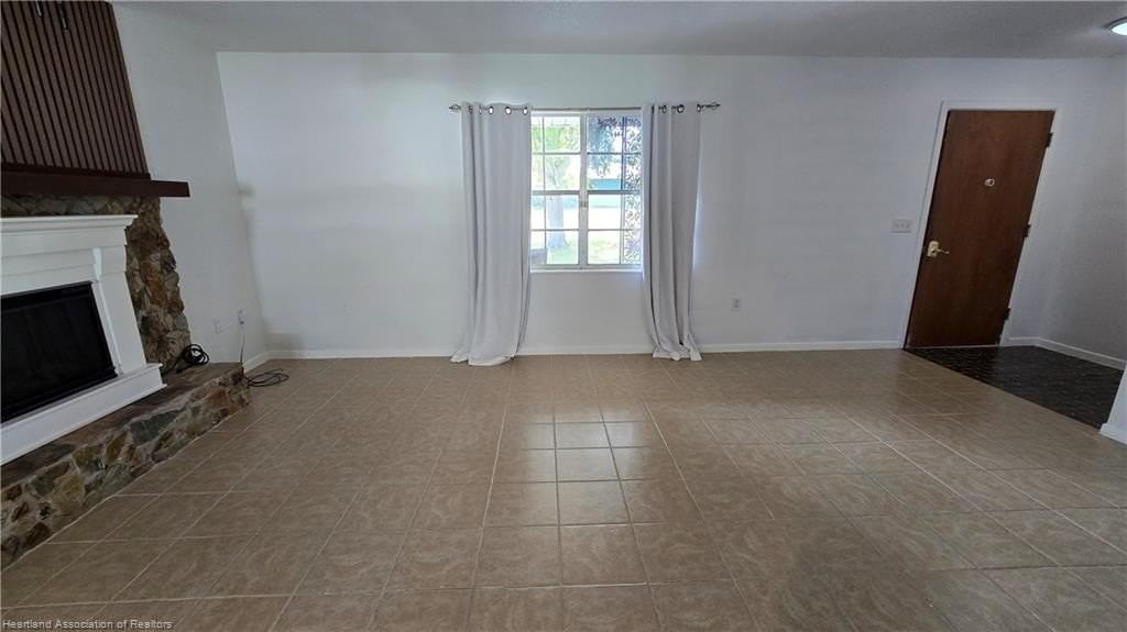 1803 Roberta Ave - Photo 7 of 15