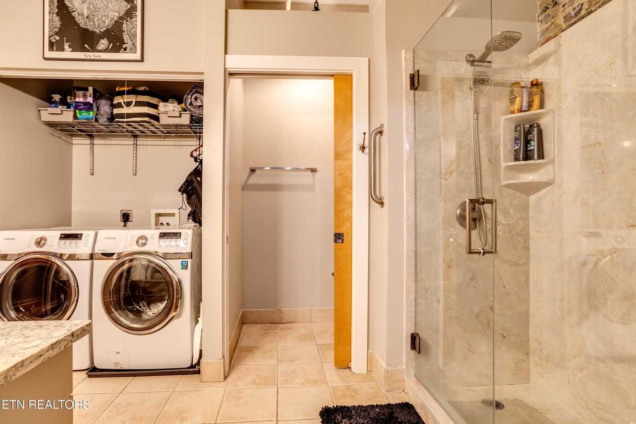 418 S Gay St #503 - Photo 6 of 16