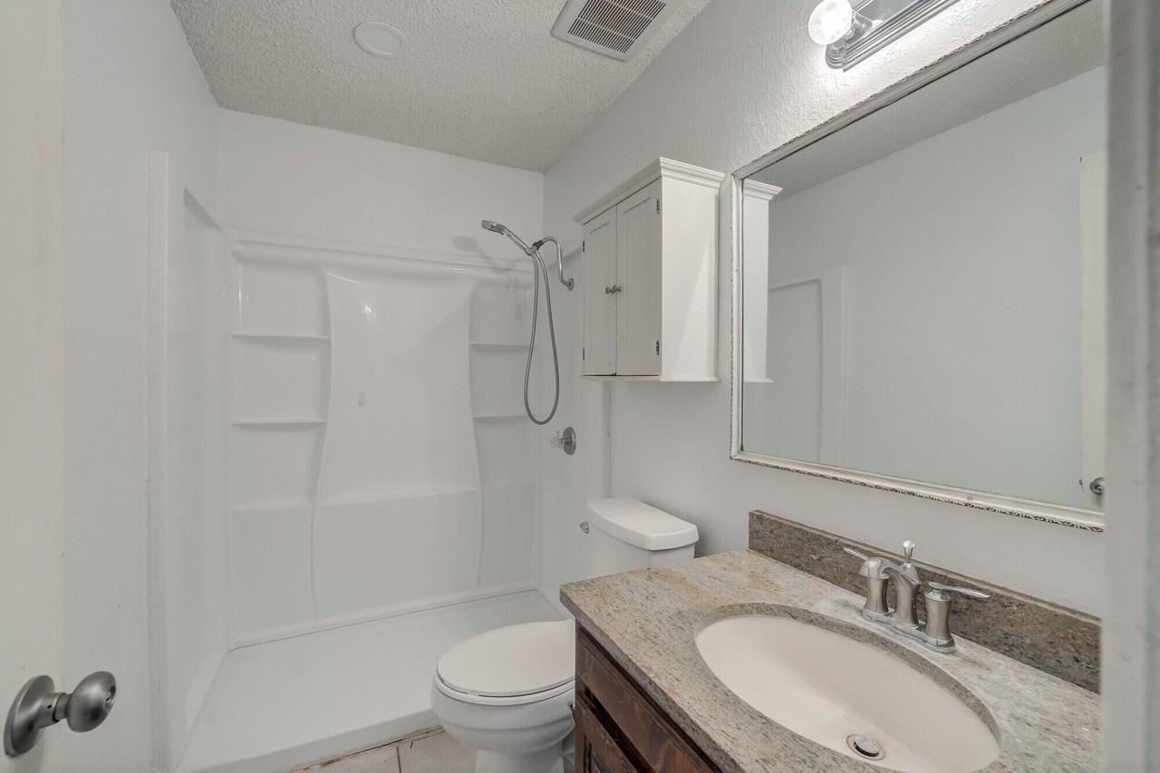 5403 12th St - Photo 3 of 42