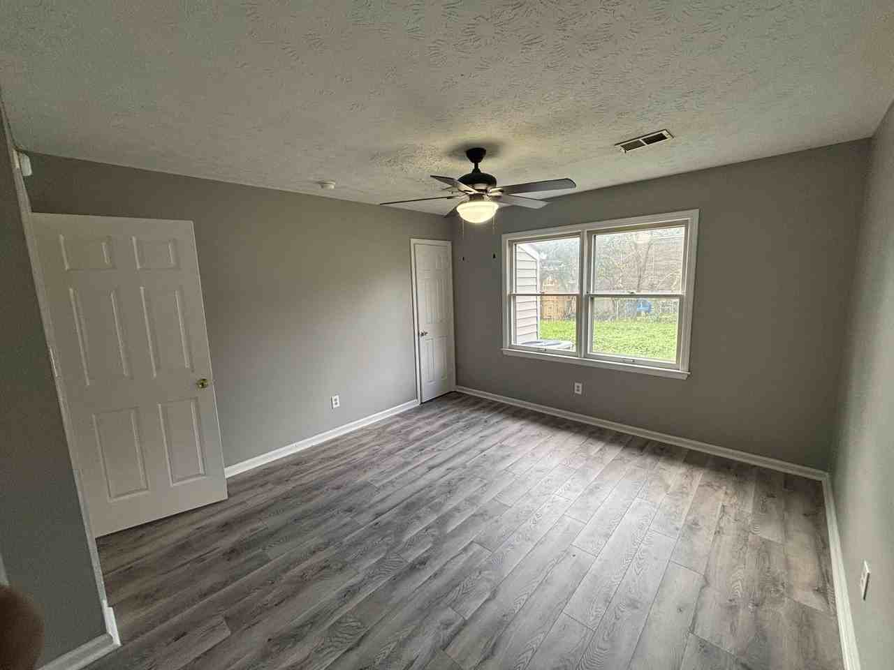 3183 Beaver Creek Dr - Photo 6 of 10