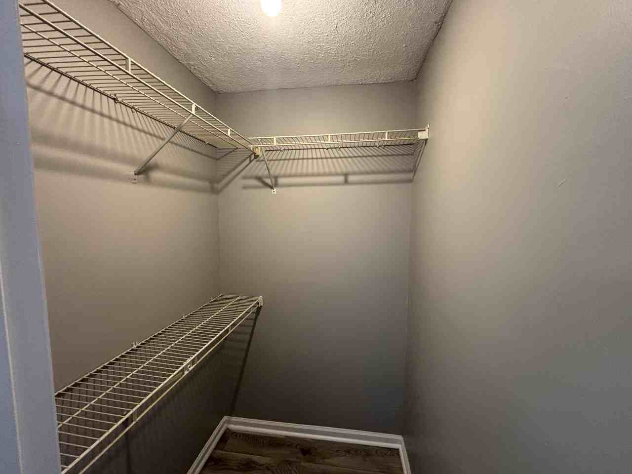 3183 Beaver Creek Dr - Photo 7 of 10