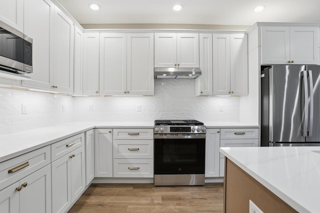 238 Sugartree Ln - Photo 6 of 40