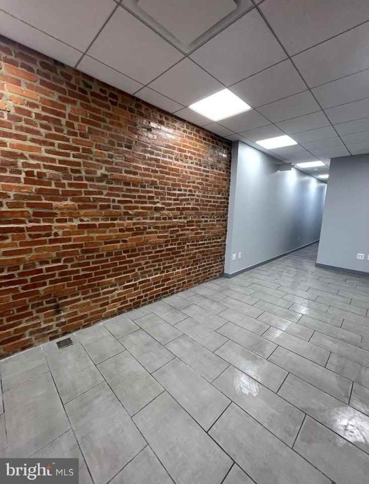 4813B Eastern Ave - Photo 6 of 12