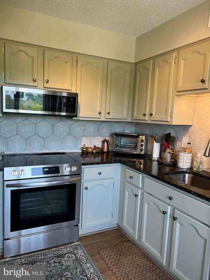 3310 N Leisure World Blvd - Photo 6 of 23